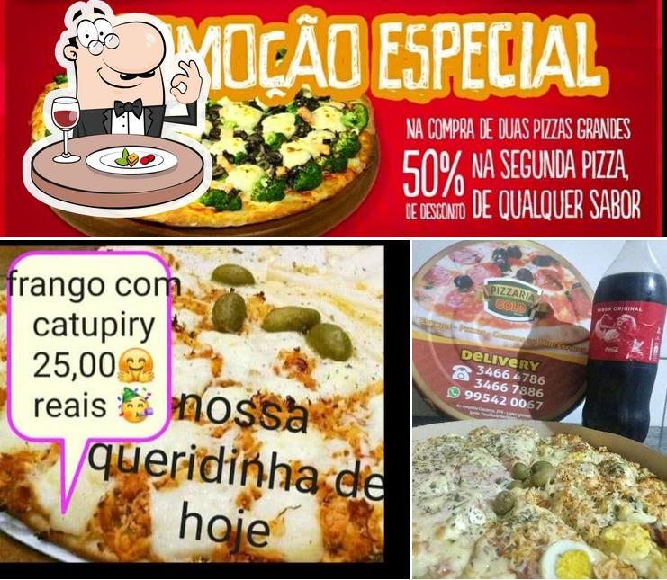 Comida em Pizzaria Gold