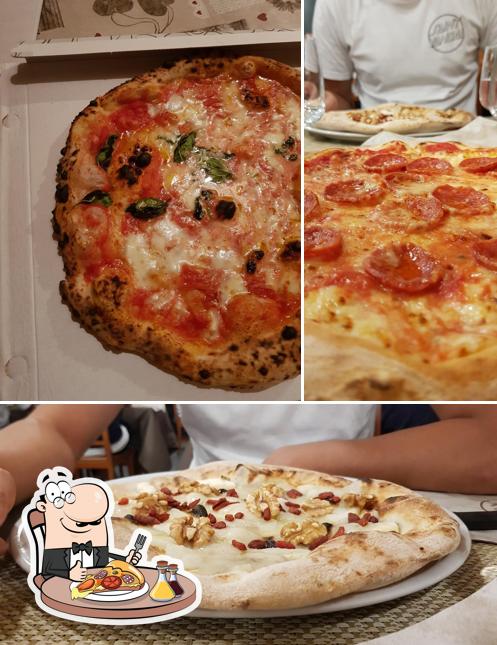 В "Pizzeria - Friggitoria Zero 81" вы можете отведать пиццу