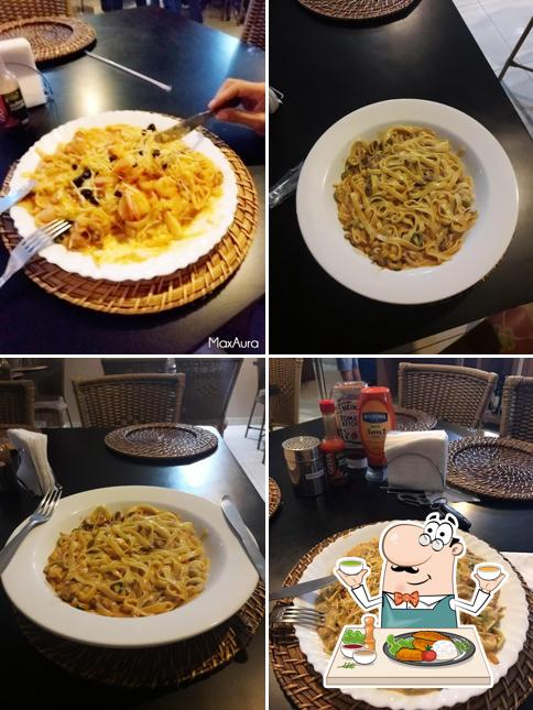 Comida em Macaroni