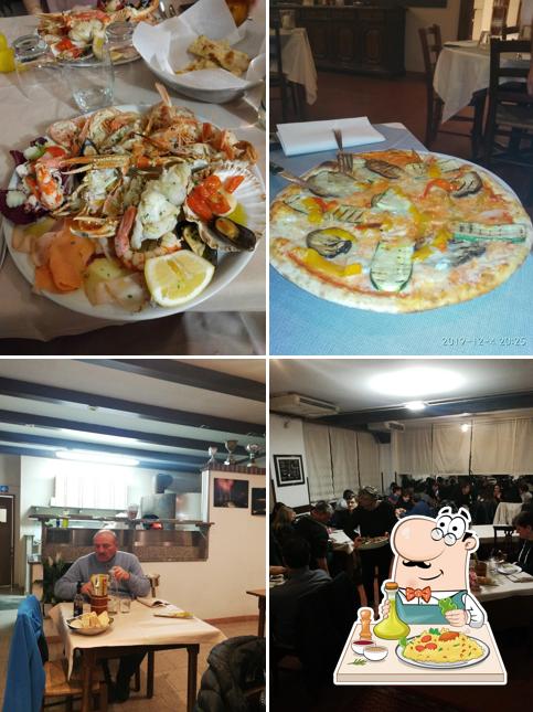 Dai un’occhiata alla foto che mostra la cibo e interni di Pizzeria Ristorante Maiori