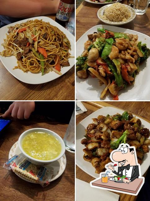 Food at Great Wall Restaurant