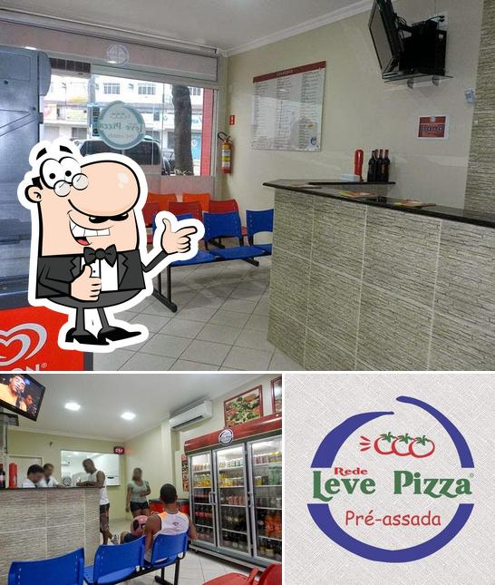 Look at the picture of Rede Leve Pizza