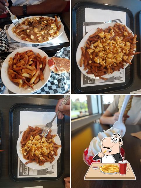 Dégustez des pommes frites à Le Laurier Restaurant/Crèmerie