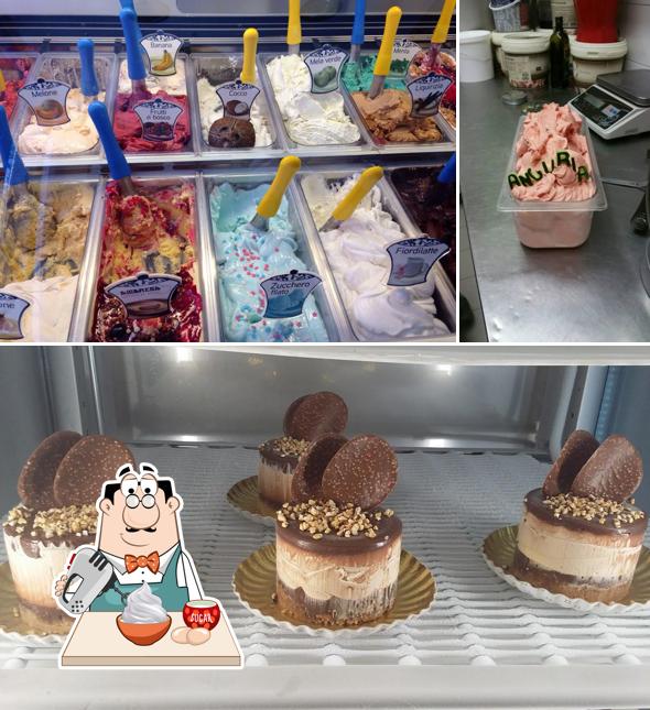 Gelateria Le Dolci Tentazioni serve un'ampia selezione di dessert