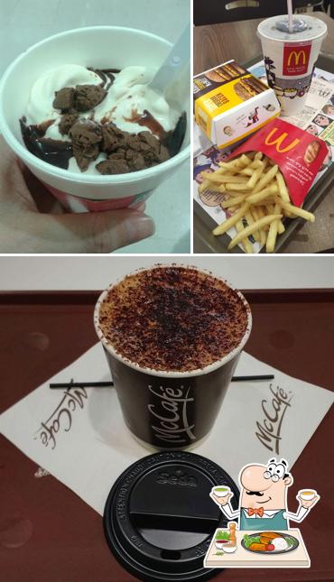 A imagem do McDonald's’s comida e bebida