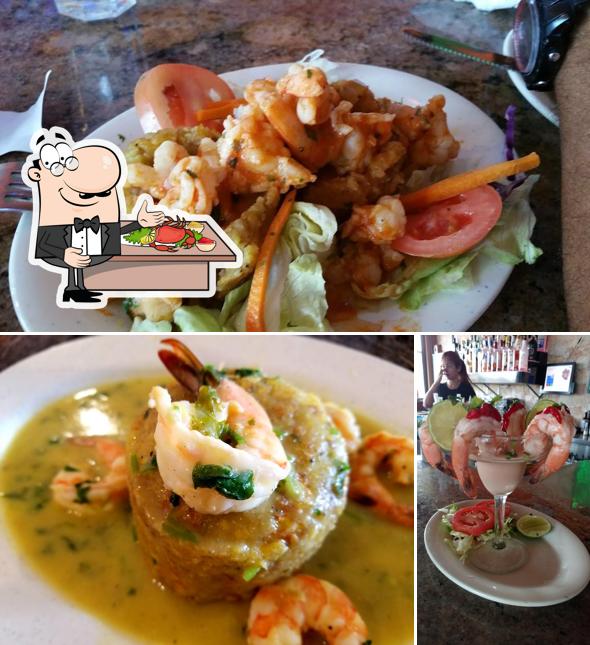 Order seafood at Punta Cana Restaurant Kissimmee