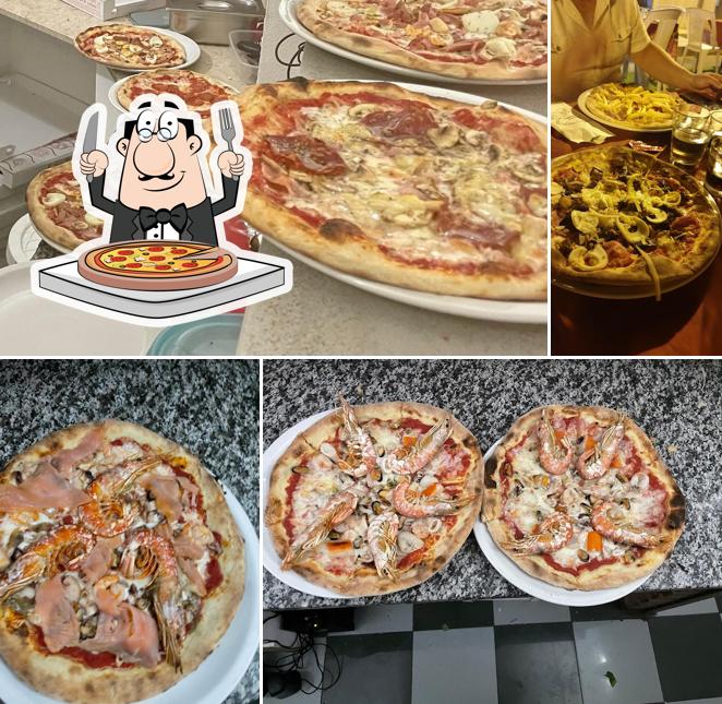 Prova una pizza a Marco's Pizza Pizzeria & Panineria