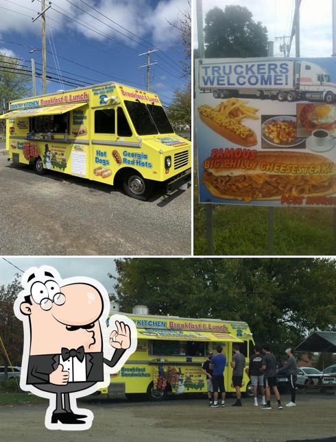 Vea esta imagen de Country Kitchen food truck