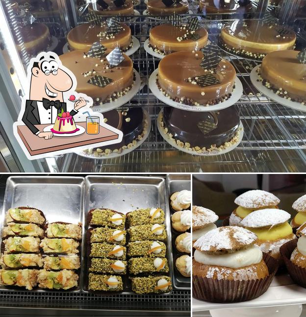 Pasticceria Sparacello offre un'ampia selezione di dolci