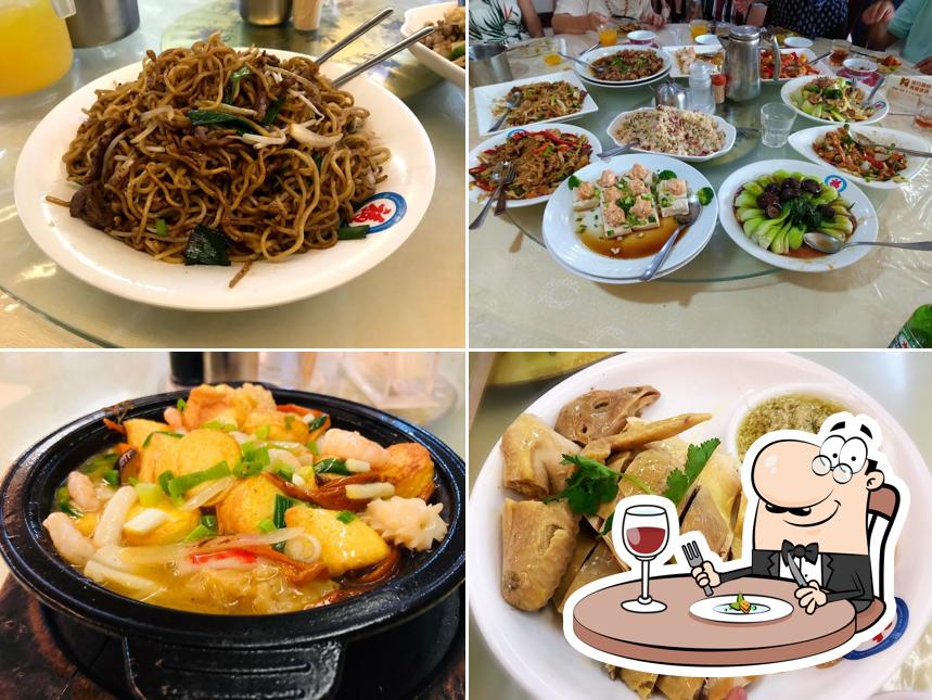 Comida em Restaurante Chi Fu