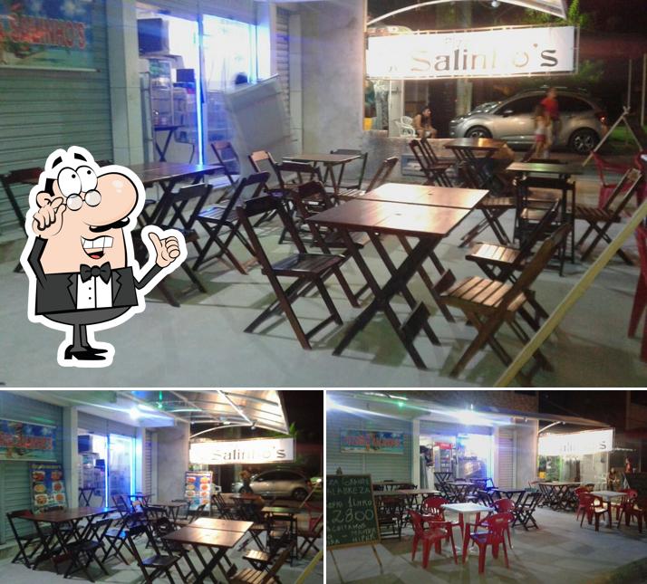 Veja imagens do interior do Pizzaria Salinhos