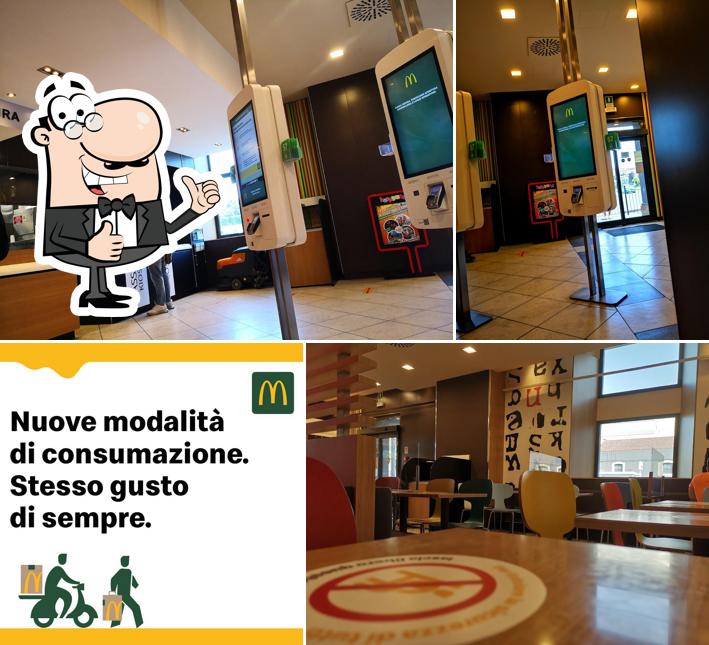 Vedi la foto di McDonald's Catania Alcalà