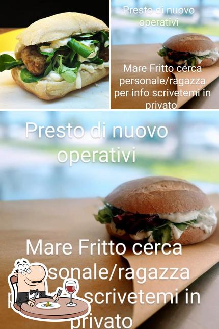 Cibo al Un Mare Di Fritto