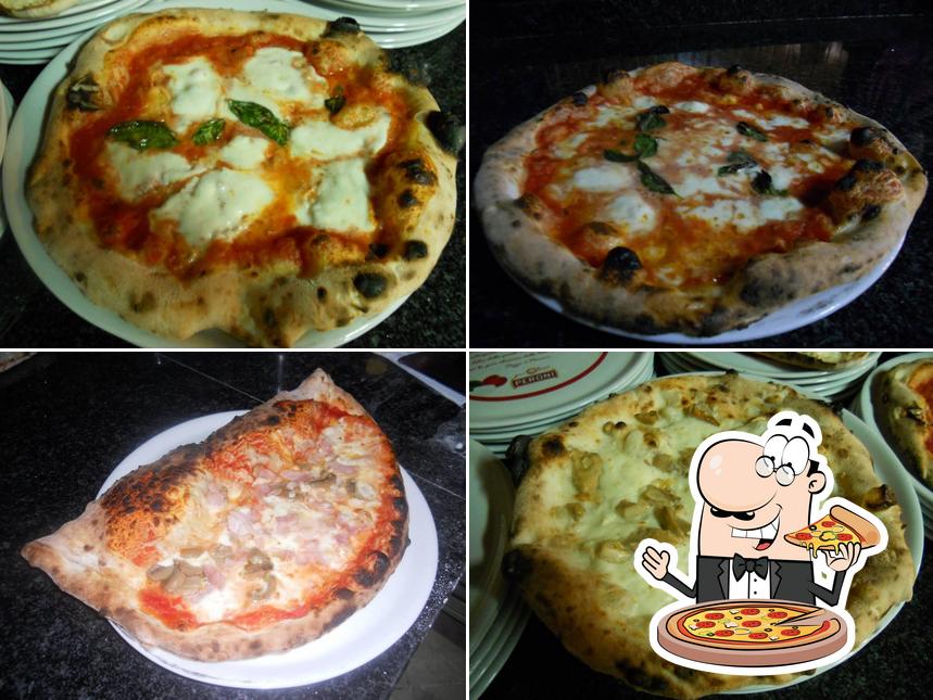 Ordina tra le svariate varianti di pizza