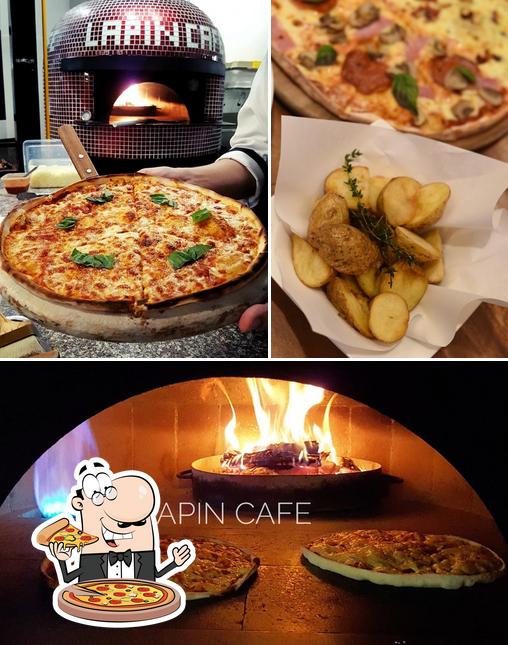 Pick pizza at Lapin Cafe ลาแปง คาเฟ่ กระต่ายน้อย : Italian Food