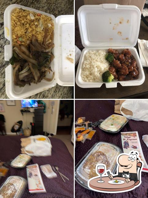 Meals at Tokyo Express
