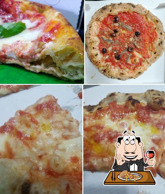 Ordina tra le svariate varianti di pizza