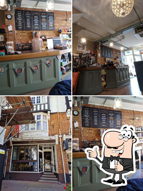 Herbies Coffee House, 2 Market Pl in Evesham - Restaurant reviews