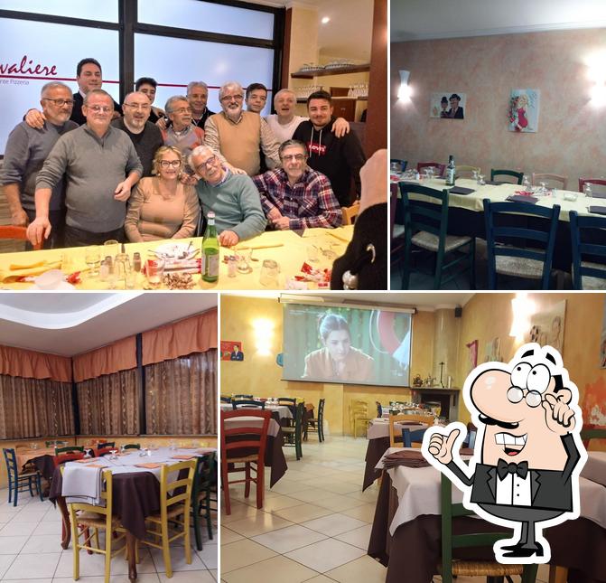 Dai un'occhiata agli interni di Il Cavaliere Ristorante Pizzeria