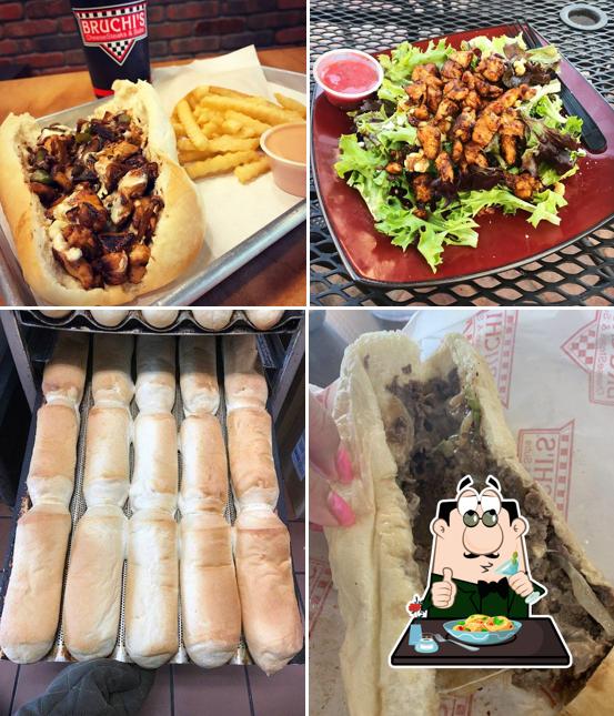 Comida en Bruchi's CheeseSteaks & Salads