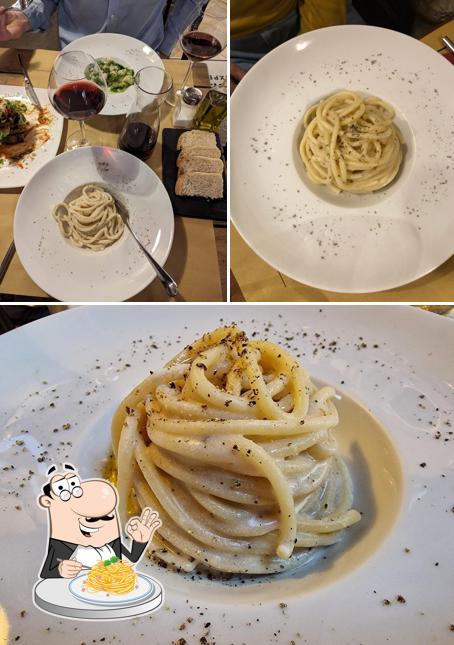 Spaghetti à la carbonara à Life Bistrot - Plant Based Restaurant in Tuscany