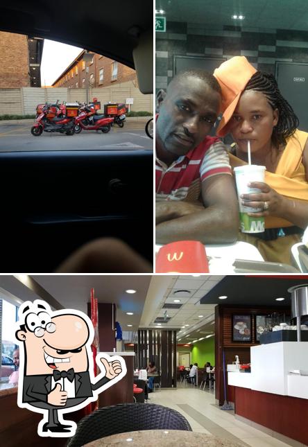 Voici une photo de McDonald's Kempton Park Drive-Thru