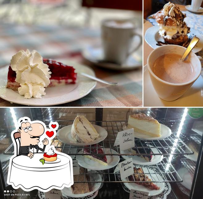 "Café-Wirtshaus Brunnhof" предлагает большой выбор сладких блюд