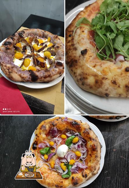 Choisissez des pizzas à Marco Papa Pizzeria