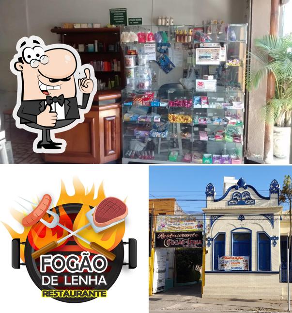 Look at the image of Restaurante Fogão de Lenha