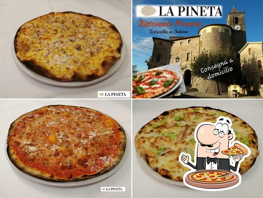 Scegli una pizza a Ristorante La Pineta