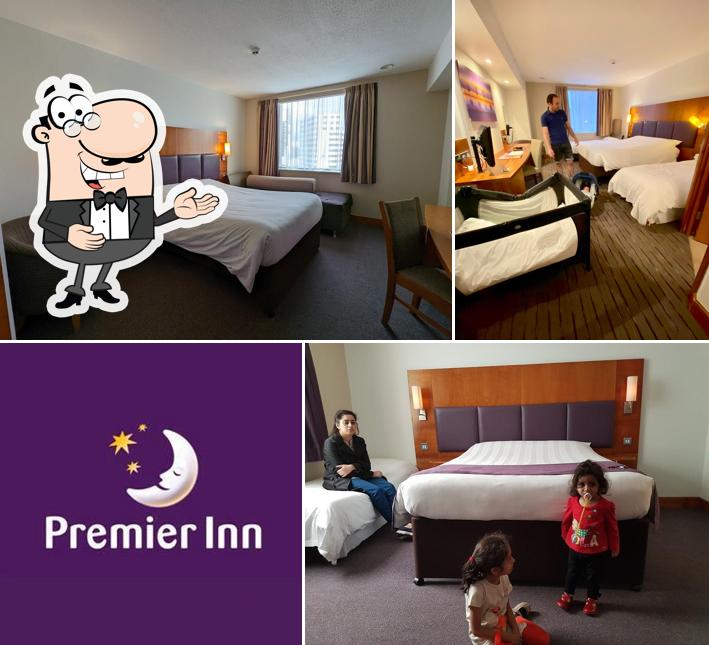 Premier Inn London Wembley Park hotel in Wembley Restaurant reviews