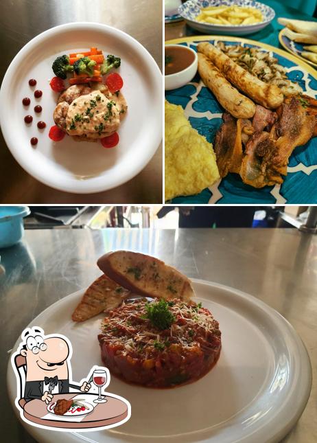 Pick meat meals at O Abraço cafe