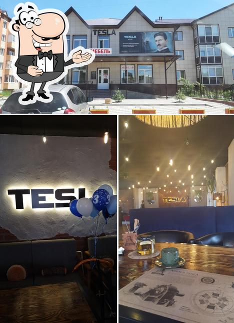Взгляните на изображение кафе "Tesla"