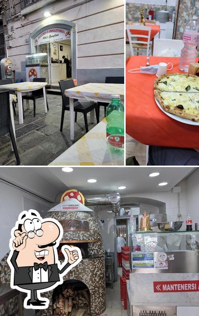 Gli interni di Pizzeria Friggitoria Add'E Guagliun