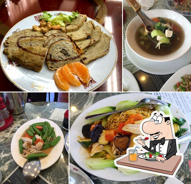 Platos en Jyun Kang Vegetarian Restaurant