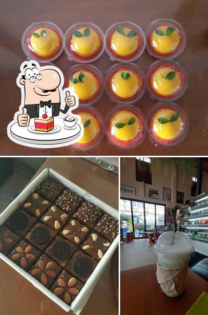 The Corner Café — Coffee & Bakery — กาแฟเดอะคอร์เนอร์ offers a range of sweet dishes