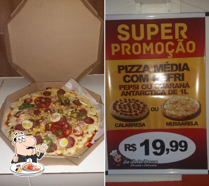 Escolha pizza no La Bella Massa