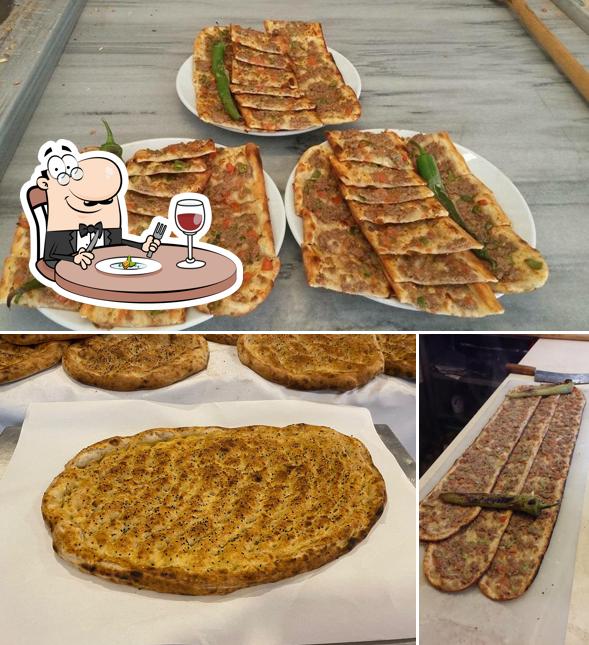 Блюда в "Akşehirli Ümit Usta Restaurant"