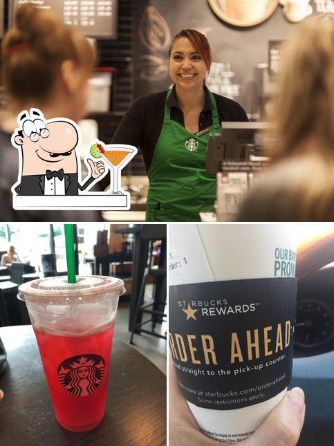 Starbucks se distingue por su bebida y interior