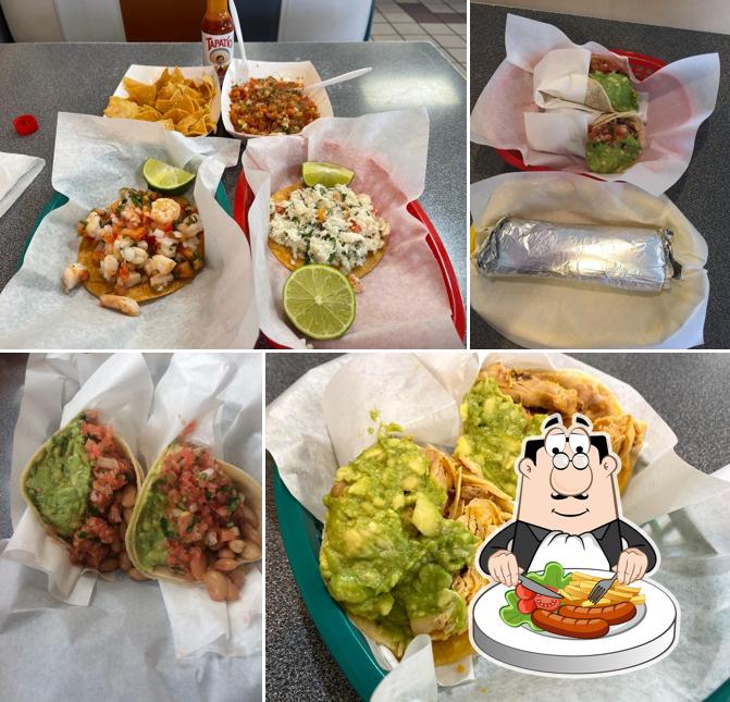 Meals at Los Tacos