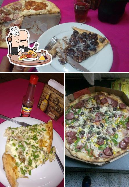 Peça pizza no Pizzaria Salazar