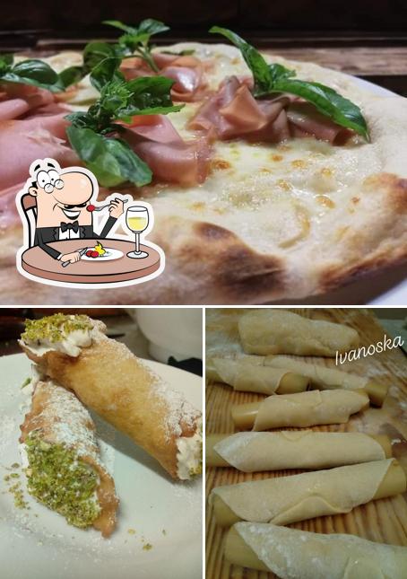 Platti al Pizzeria Il Cenacolo "da Vittorio"