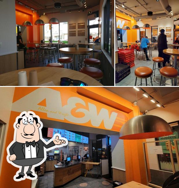 L'intérieur de A&W Canada