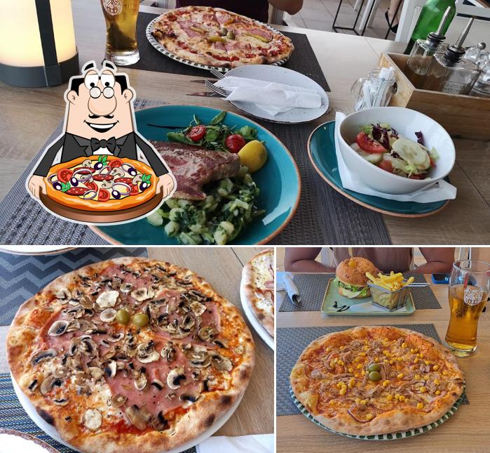 Ordina una pizza a Antinov Restaurant