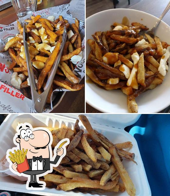 Order French fries at Woodshed Burgers