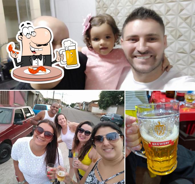 Peça um copo de cerveja leve ou escura