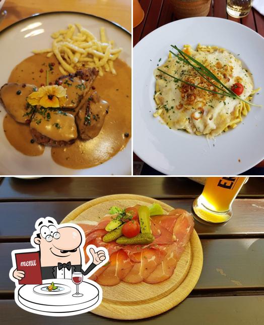 Meals at Landgasthof Raubacher-Höhe - Gaststätte, Terrasse