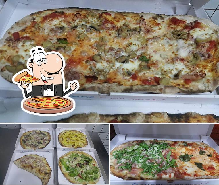 A Pizzeria La Madonnina Castellammare di Stabia, puoi assaggiare una bella pizza