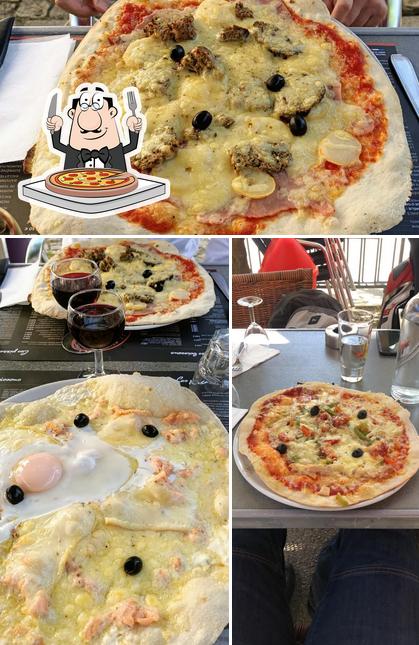 Choisissez des pizzas à Café des voyageurs