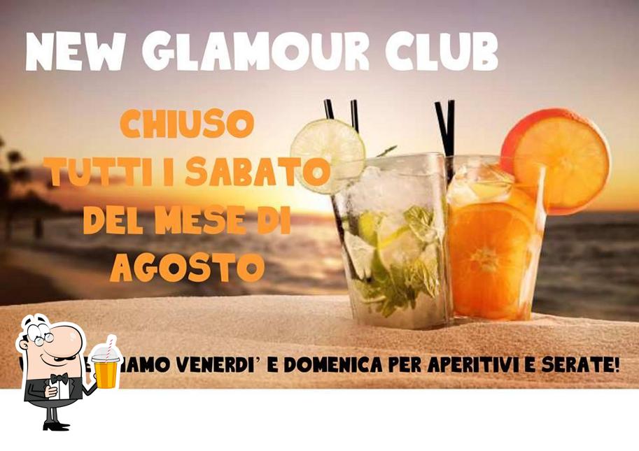 Goditi qualcosa da bere a New Glamour Club